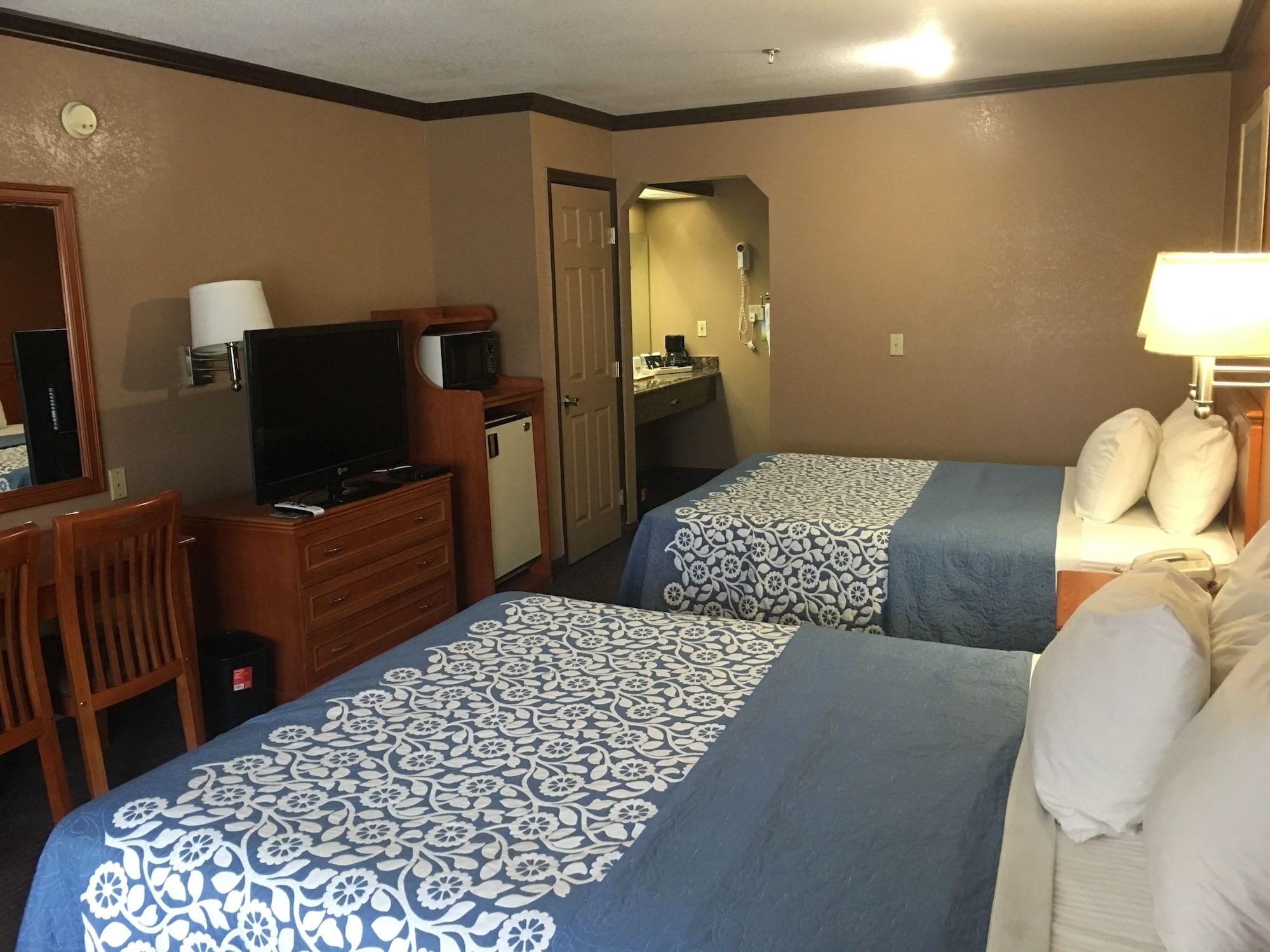 Hotel Days By Wyndham Bishop