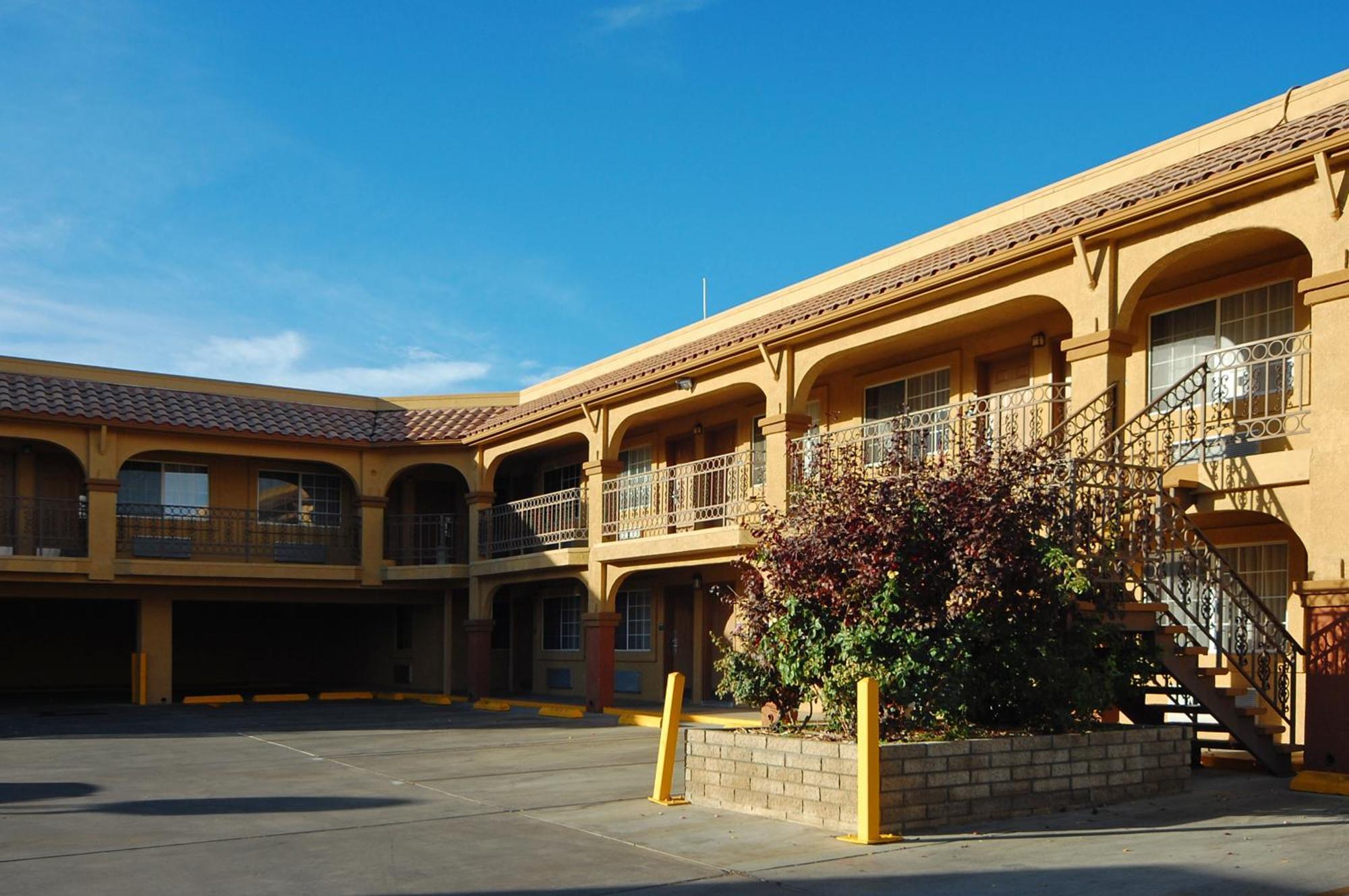 Days By Wyndham Hotel