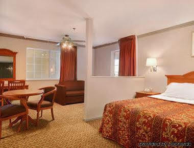 Days By Wyndham Hotel 3*